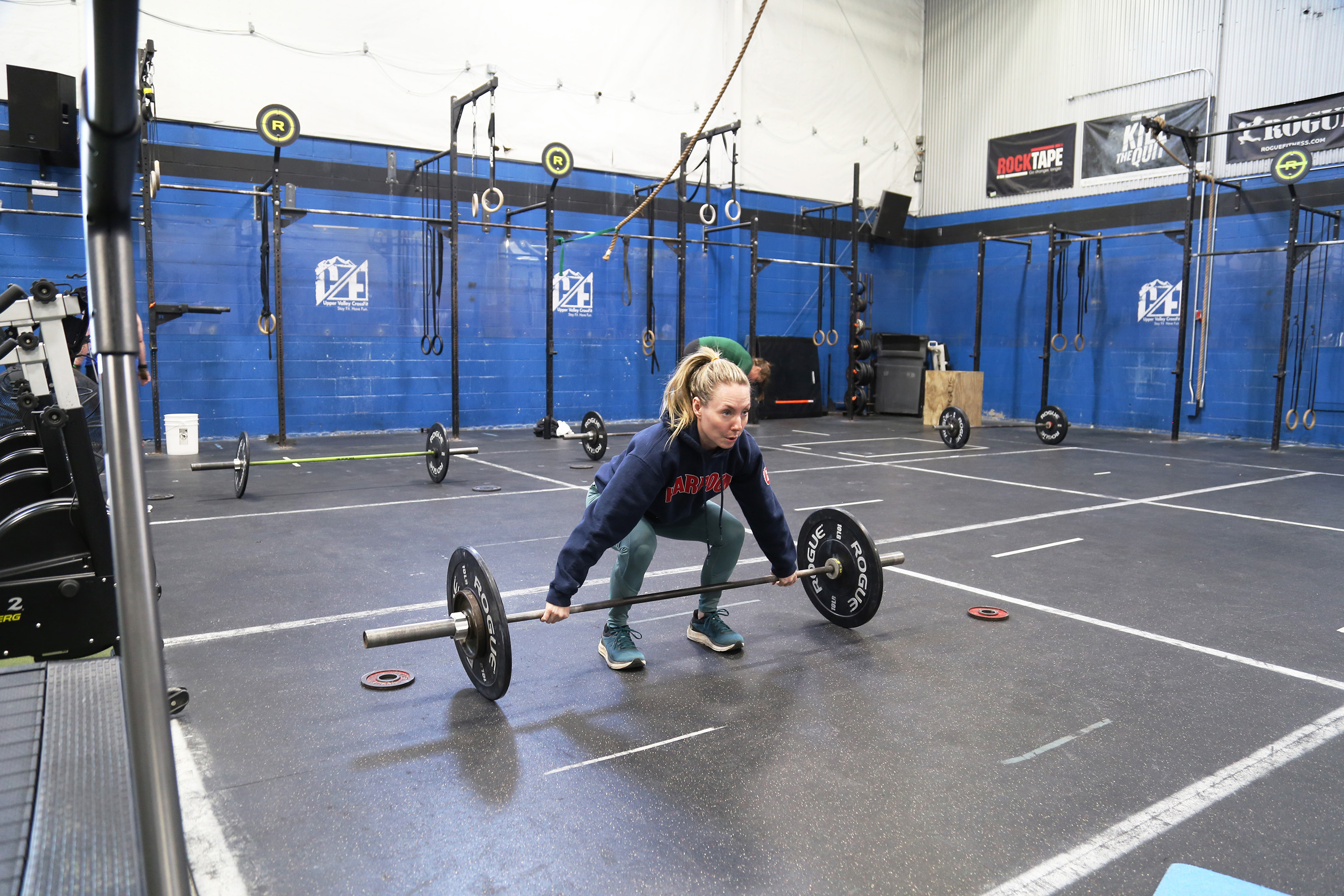 woman doing crossfit